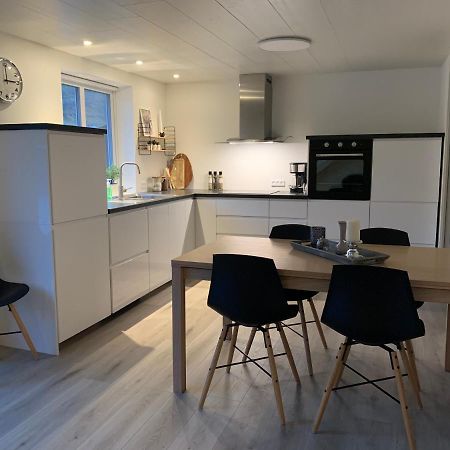 Spacious Apartment On N.P.Gota 8A, Klaksvik Bagian luar foto