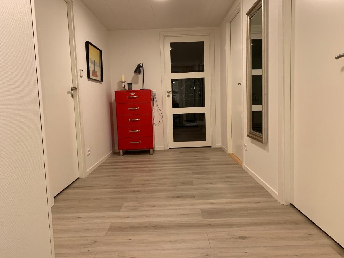 Spacious Apartment On N.P.Gota 8A, Klaksvik Bagian luar foto